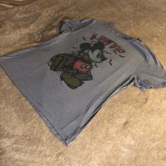 Mickey Mouse Vampire 🧛♂️ Tee shirt in 2XL - Picture 7 of 8